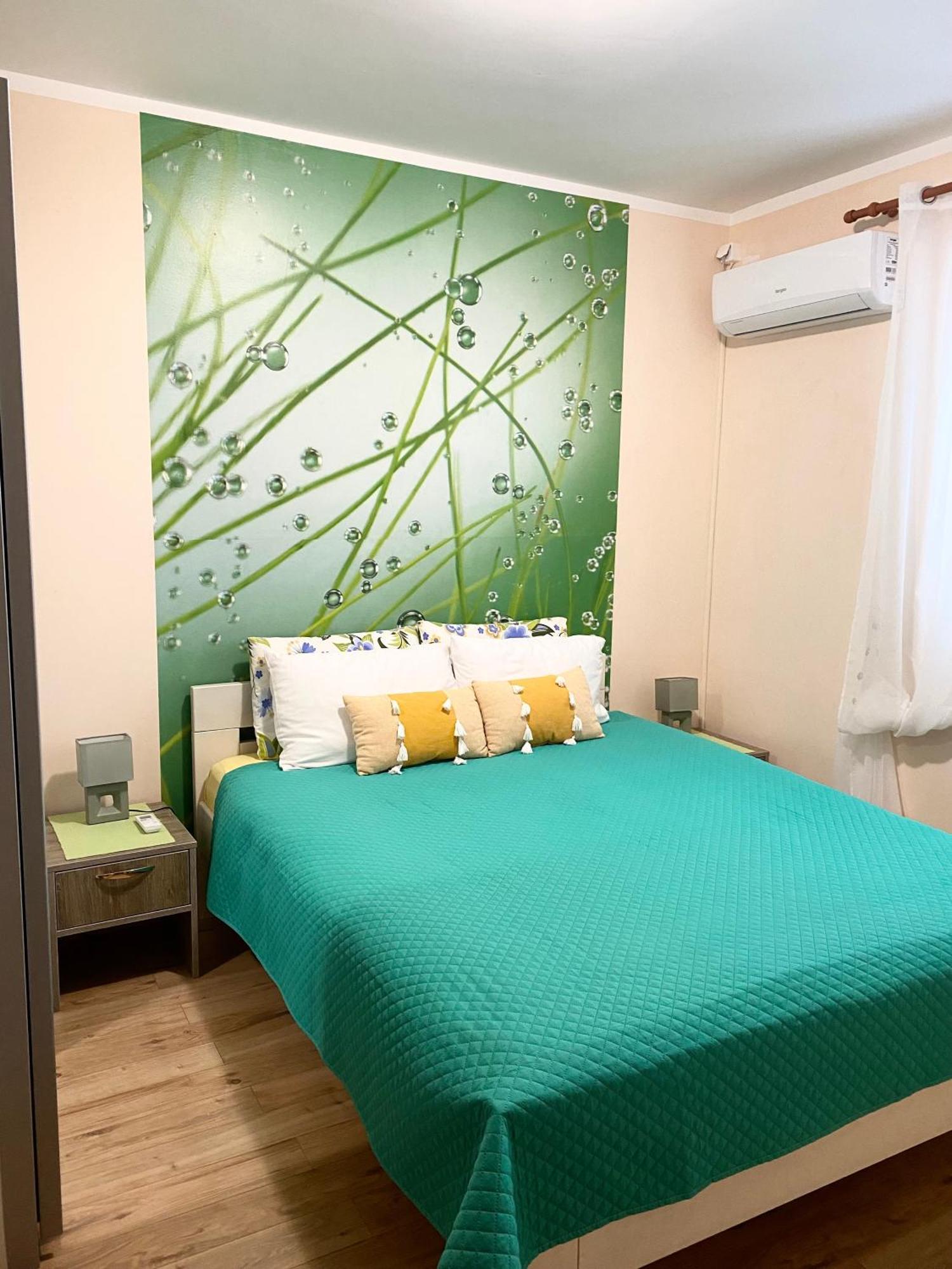 Apartments Villa Viktoria ติวัต ภายนอก รูปภาพ